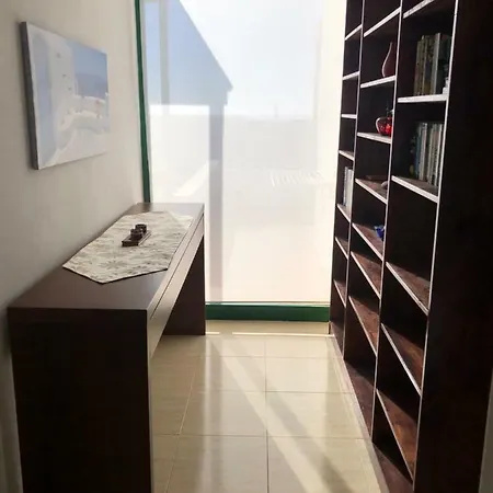 Casa Tranquila Con Vistas En La Colina De *