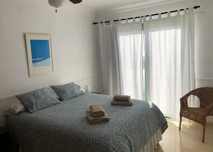 Casa Tranquila Con Vistas En La Colina De Сasa de vacaciones